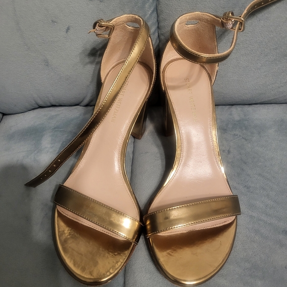 Stewart Weitzman Gold strappy pump - Picture 3 of 9